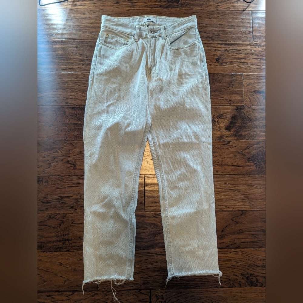 QuikSilver Light Wash Frayed Hem Jeans Size 26
